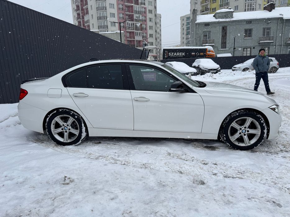 Продам BMW 320i f30