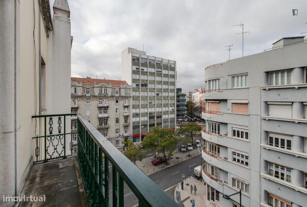 Quarto - localizado em Saldanha Lisbon