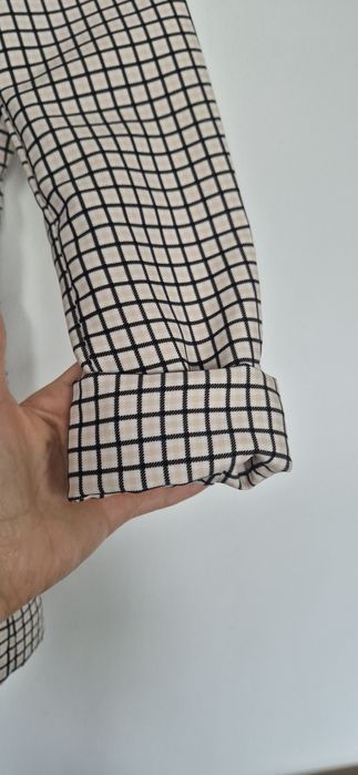 Damska marynarka w kratkę elegancka S