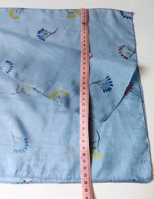 Szalik Chustka apaszka 100% Jedwab w delikatne kwiaty