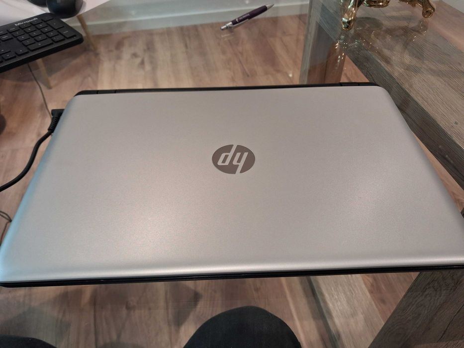 Portátil HP 350G1 - Windows10 - Bateria funcional 100min