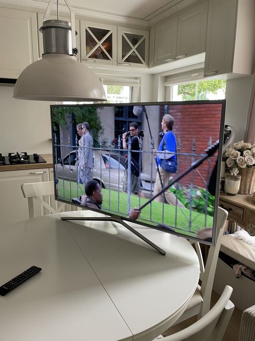 Telewizor samsung 49” smart tv