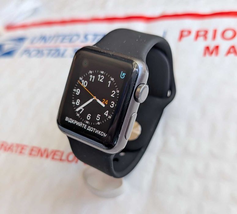 Доступні дешево Apple watch 1 38 Space gray  Акб 96%