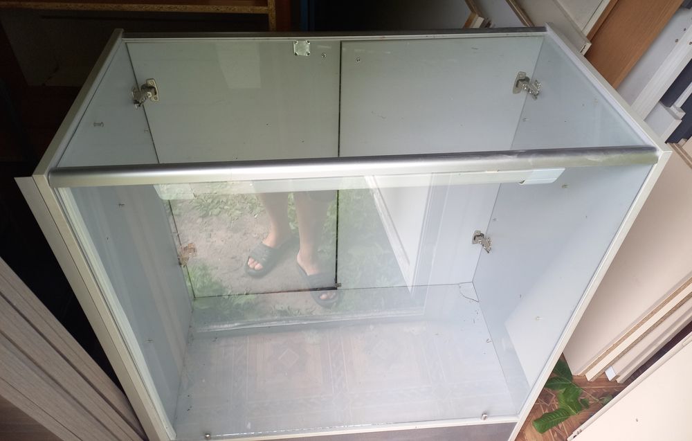 Торгові меблі, стелаж,  вітрина, алюмінієва