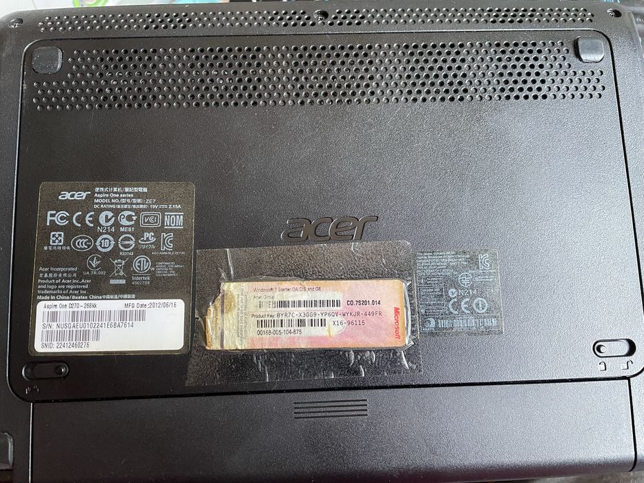 Acer Aspire One D270