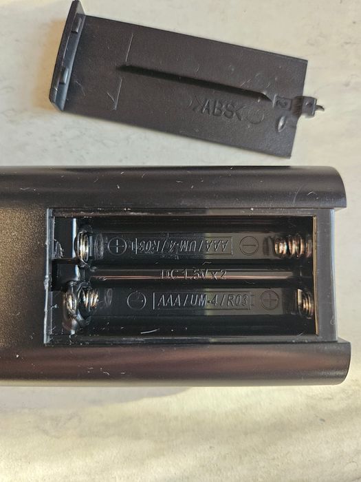 Pilot Grundig uniwersalny Betch: 357453 na 8 urządzeń