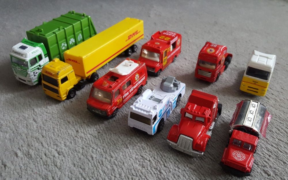 Auta Tir, śmiaciarka, 9 szt