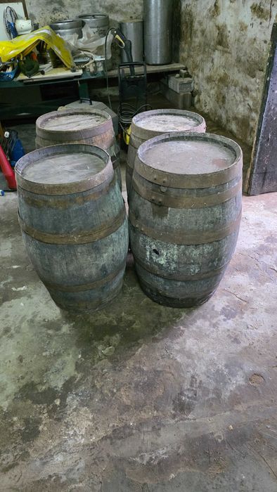 Pipos de vinho antigos