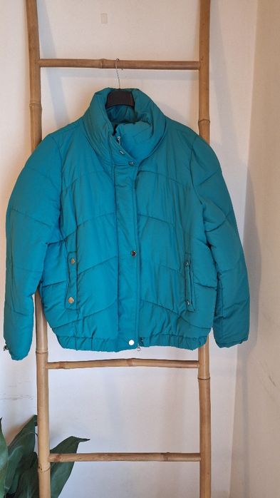 Casaco alcochoado verde da Lefties