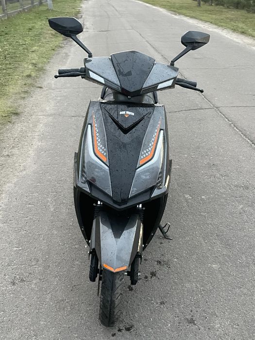 Продам електро скутер в хорошому стані