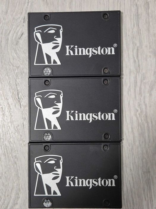 добротний SSD диск 256GB Kingston KC600 (SATA3 \ 2.5"). Trade-IN