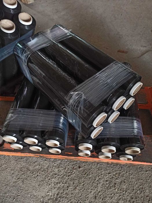 Folia stretch ręczna grubość 23 mikrony szerokość 500 mm, 2,2 kg czystej foli