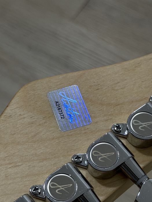 Guitarra novinha