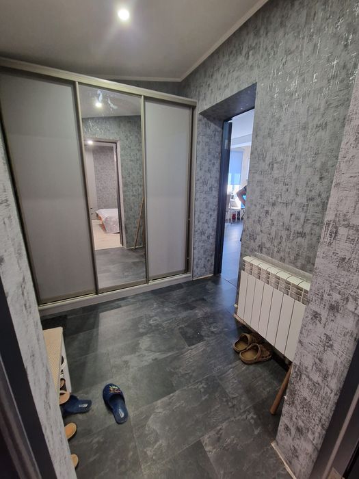 Продам 2к Слобожанский Тепличная студия и 2 спальни с авт. Юбилейный