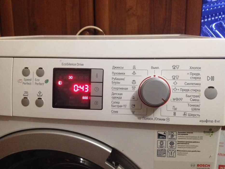 Стиральная машина Indesit Hotpoint WMSF 605