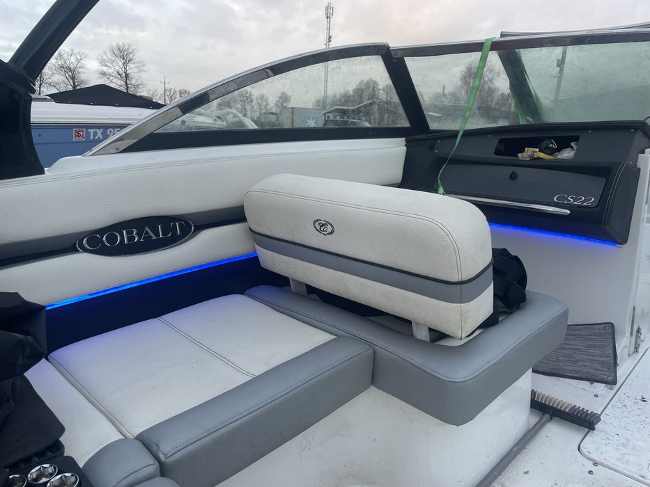 Jacht motorowy Cobalt 22CS 2021r