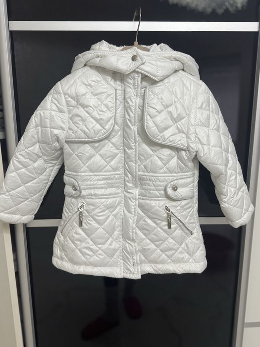 Курточка утеплена для дівчинки