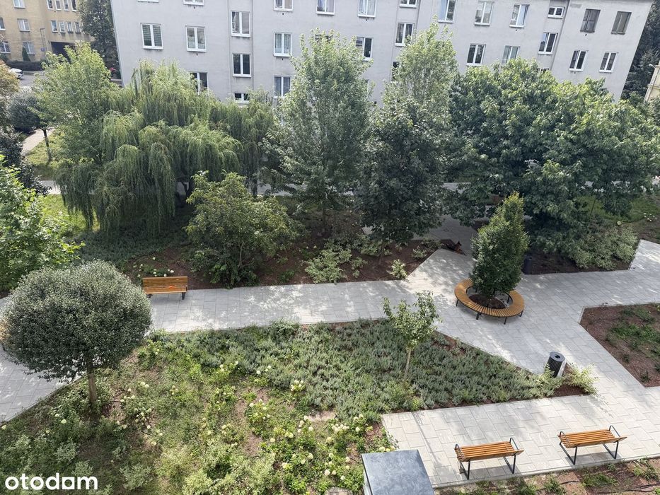 Kawalerka | Balkon z widokiem na zieleń
