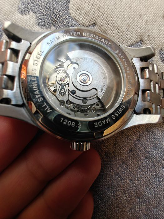 Годинник Grovana