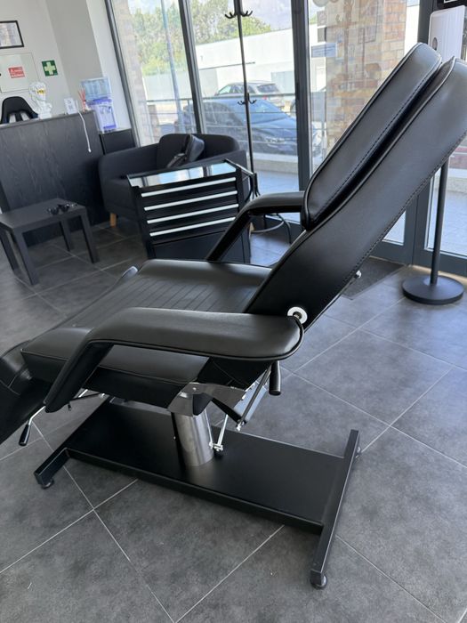 Marquesa Profissional Hidráulica (Estética / Tatuagem / Massagem) NOVA -Preço original 800€