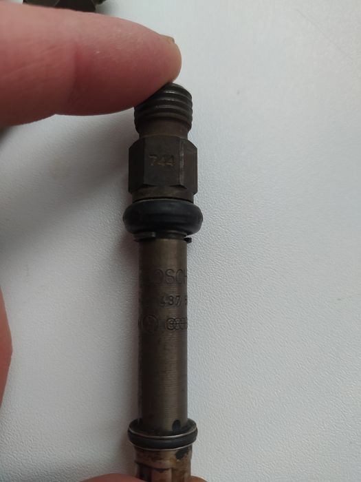 Форсунки Фольксваген гольф, Ауді мотор 1.8GX 437502026