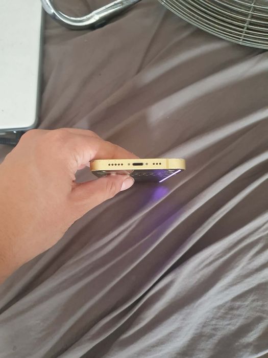iphone 14 com carregador