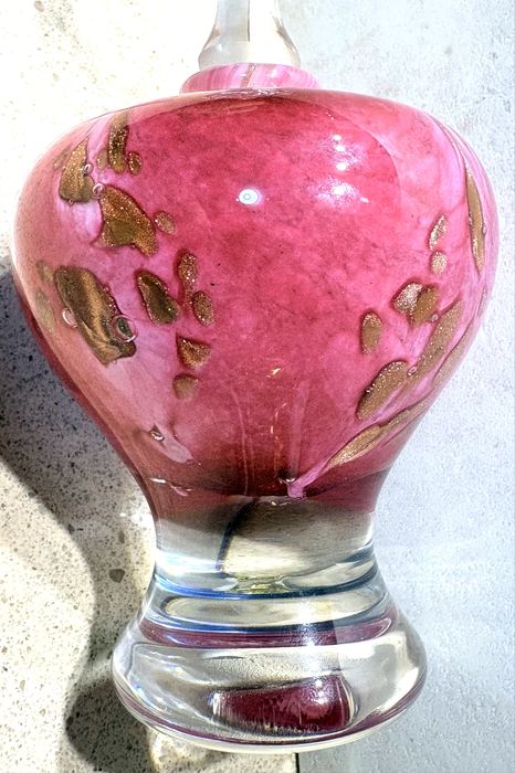 Lindissimo pesado frasco de perfume Murano com incrustações em ouro
