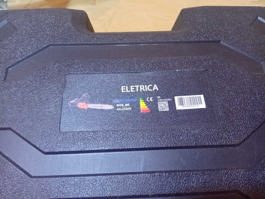 Serra eletrica a bateria, motosserra