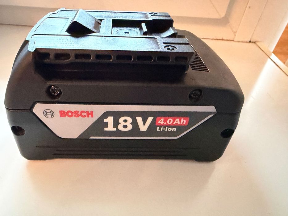 Аккумулятор Bosch GBA 18V 4.0 Ah.