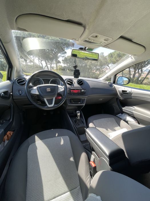 Seat Ibiza 6j 1.2 70cv Style - Full Extras