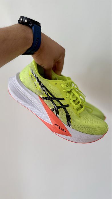 Asics Magic Speed 4