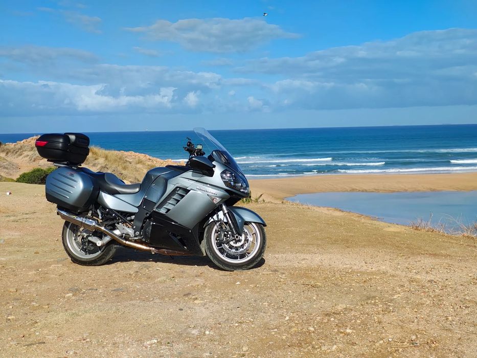 Kawasaki GTR Kawasaki GTR 1400 Uszkodzony, zdjęcie poglądowe