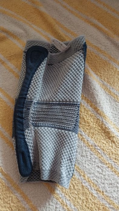 Bauerfeind , бандаж наколенник,4й,1й и 5й  і 6й размер,последняя модел