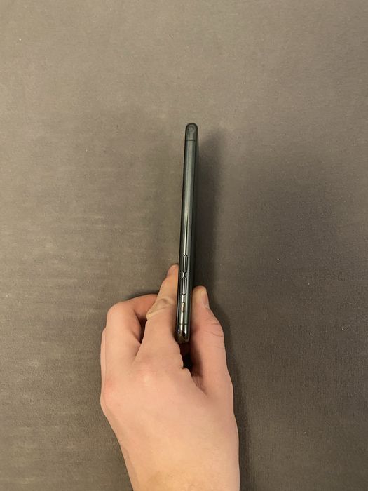 iPhone 11 pro 64gb icloud lock