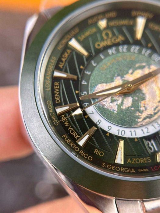 чоловічий наручний годинник  Omega Seamaster 150m Worldtimer VS