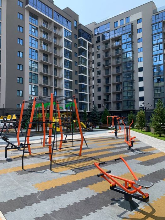 Продаж трикімнатної квартири по вулиці Мазепи у Park Residence