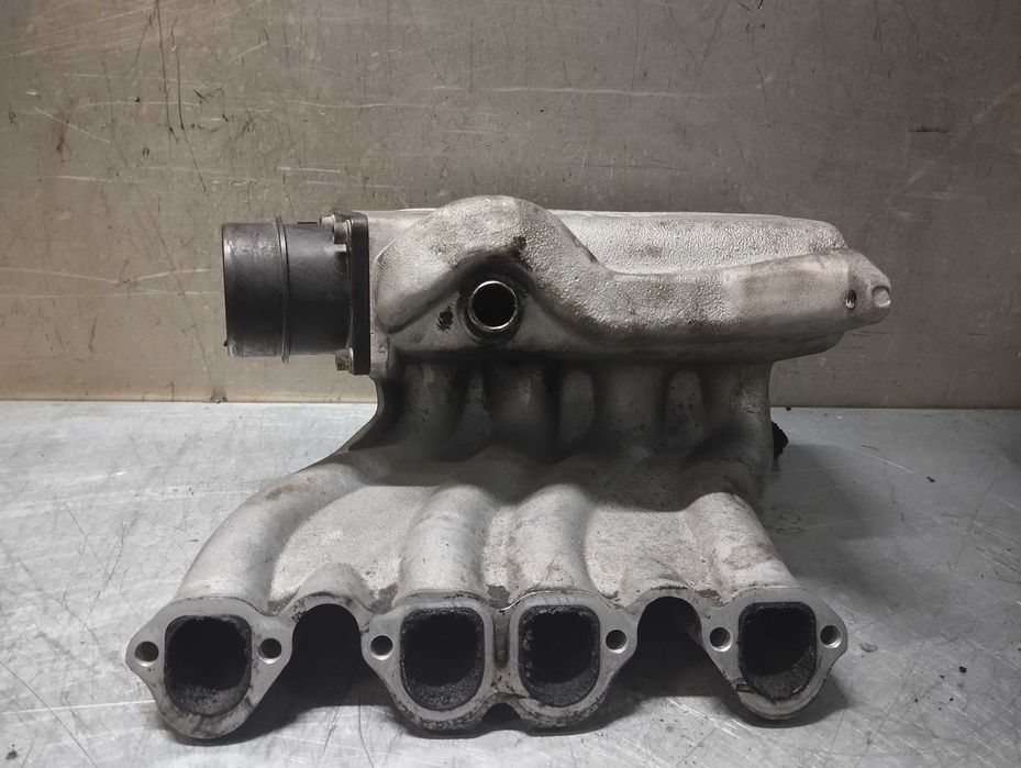 Coletor / Colector de Admissão Volkswagen Golf III / Caddy II / Seat Ibiza 6K / Inca 1.9D 028129713H