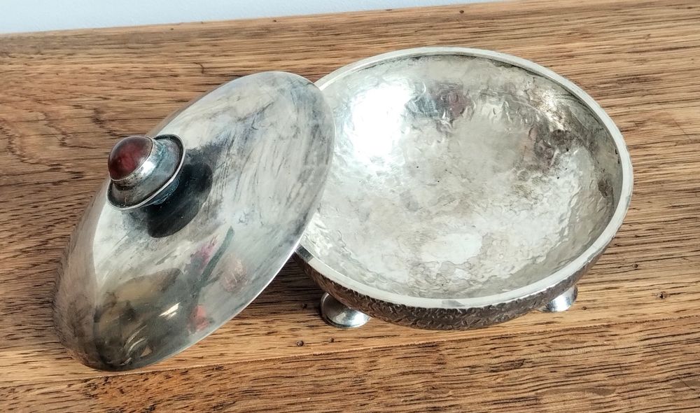 Piękna  srebrna cukiernica ORNO Warszawa. PRL. 282 gr..