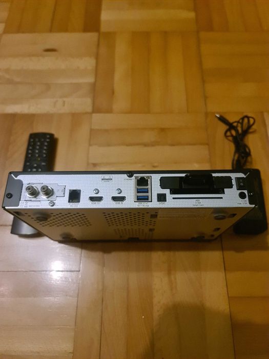 Tuner dekoder Linux Vu+ Uno 4k se