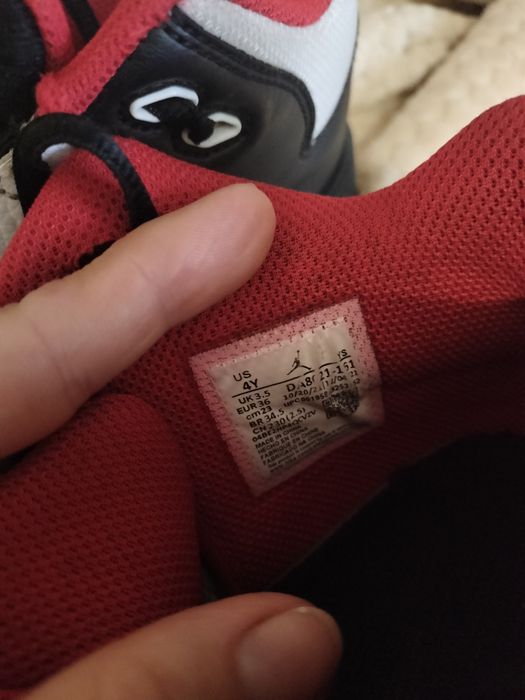 Продам красовки 36