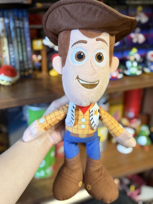 Вуді мʼяка іграшка Шерифа Вуді з Історії Іграшок