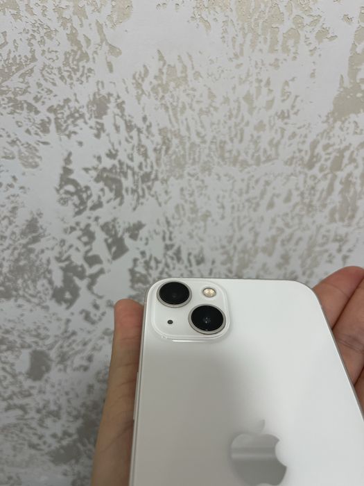 Продам iPhone 13 256 GB White