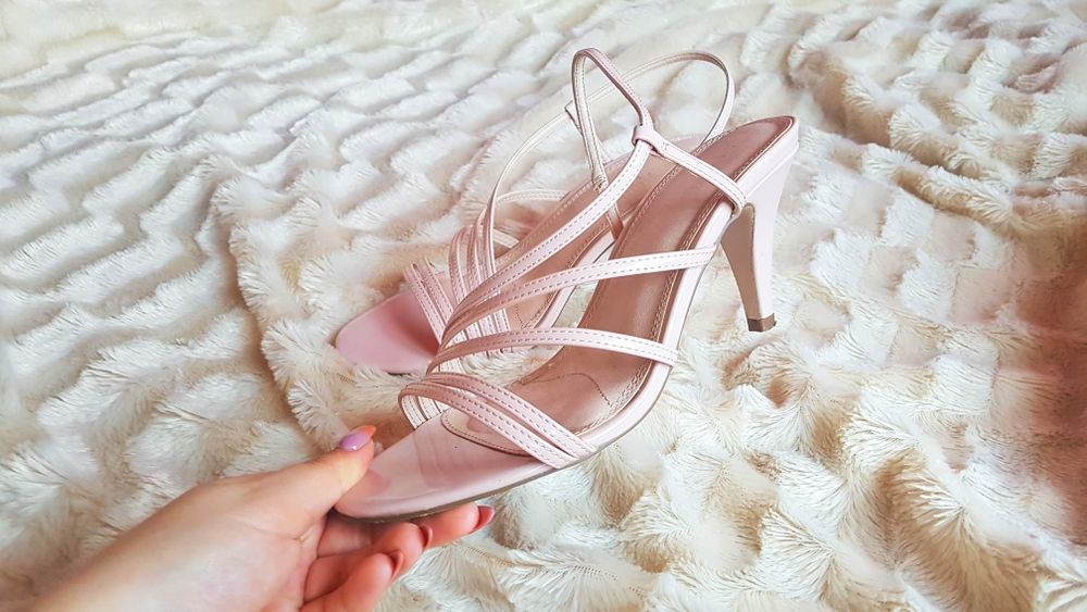 Śliczne sandałki pudrowy róż paseczki mohito