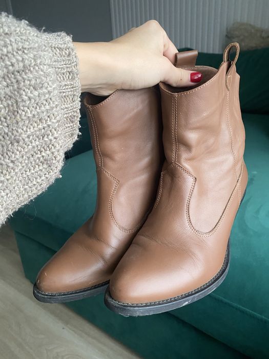 Коричневі напівчеревики byMe