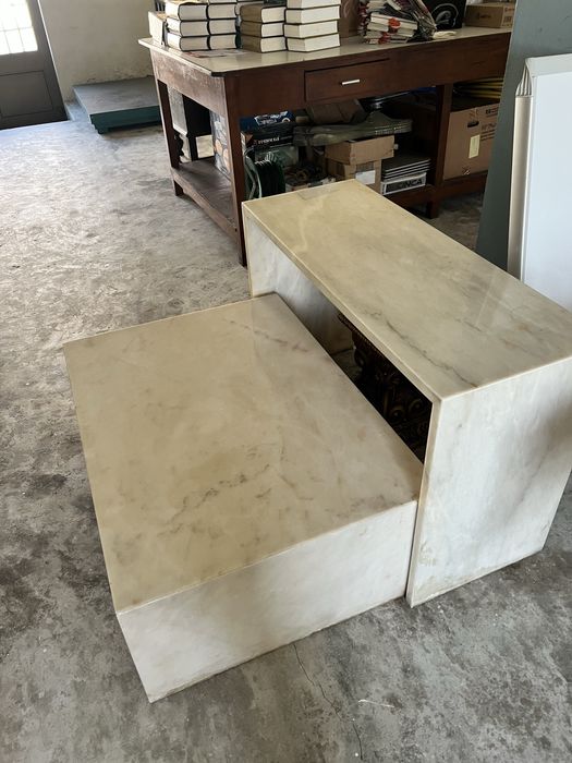 Mesas de Mármore - Pedro Guimarães (aparador)