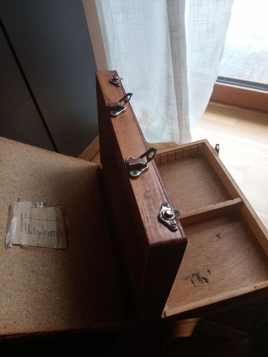 Kufer kuferek stoleczek