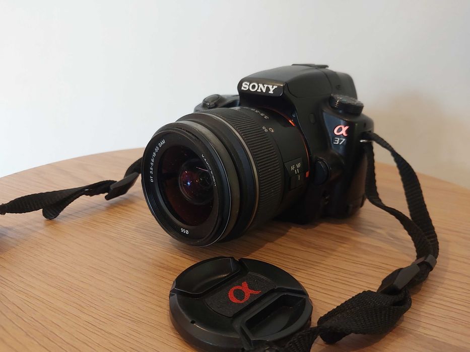 lustrzanka Sony SLT - a37