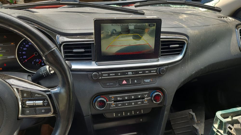 Środek Kia Ceed 2019--
