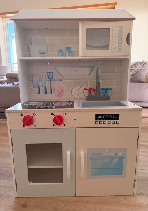 Casinha/cozinha para criança