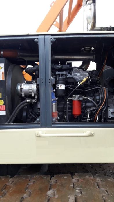 Dzwig kratowy Sany scc500 koparka